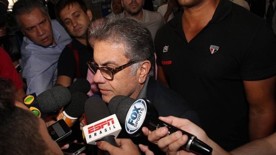 'Não precisamos torcer para o Corinthians', garante Aidar