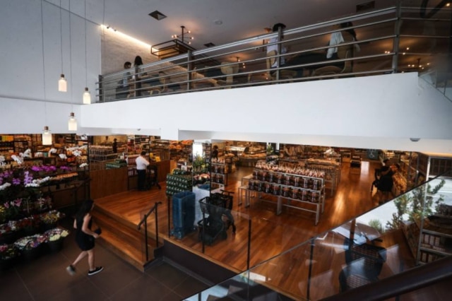 Felipe Rau|Estadão Nova ala. Ex-café e loja de vinhos abriram espaço para novas seções do empório