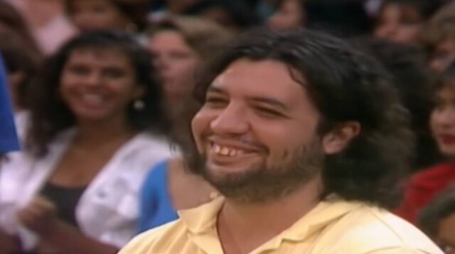 Reprodução de 'Domingão do Faustão' (1989) / Globo Bussunda na estreia do 'Domingão do Faustão'.