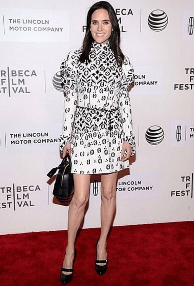 Jennifer Connelly no Tribeca Film Festival de vestido Louis Vuitton