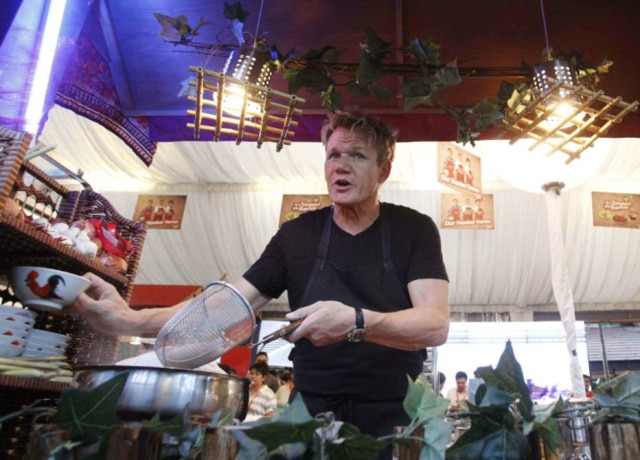 Edgar Su| Reuters Sem rispidez. Em 15 vídeo aulas, Gordon Ramsay vai ensinar desde técnicas até dicas de como escolher ingredientes
