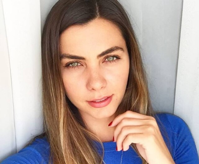 https://www.instagram.com/leticiadatena/