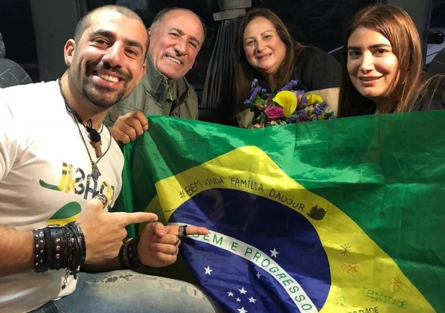 Instagram / @kaysar.dadour Kaysar e sua família.