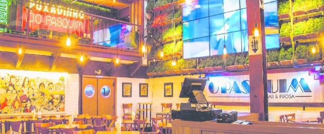 Diego Marcos Ambiente d'O Pasquim Bar e Prosa, na Vila Madalena.