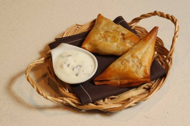 Márcio Fernandes Samosa de abóbora e ricota.