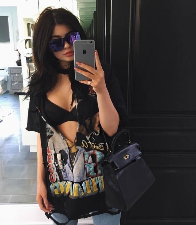 Reprodução/Instagram Kylie com o look "copiado" da irmã.