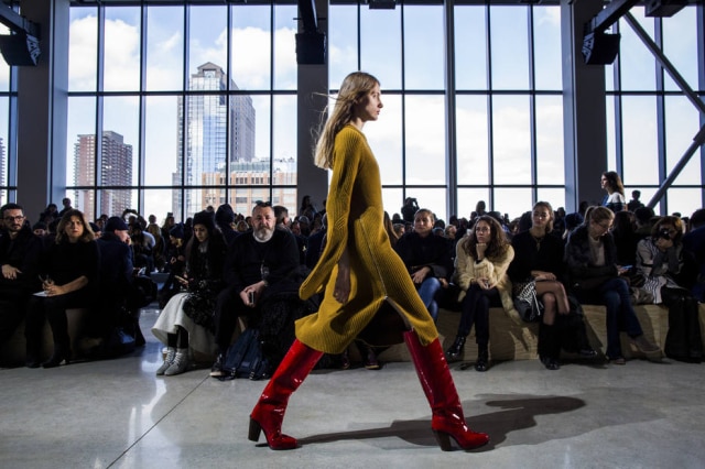 Drew Anthony Smith/The New York Times Desfile da Lacoste abre o terceiro dia da Semana de Moda de Paris