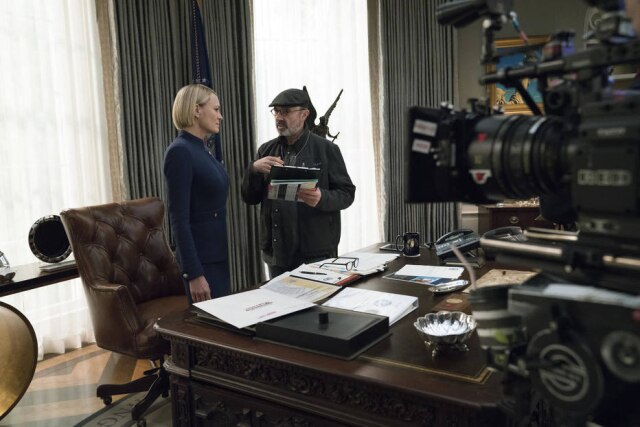 Netflix/Divulgação A série correu risco de ser cancelada após escândalos envolvendo Kevin Spacey, mas a Netflix optou por fazer uma temporada final para a produção