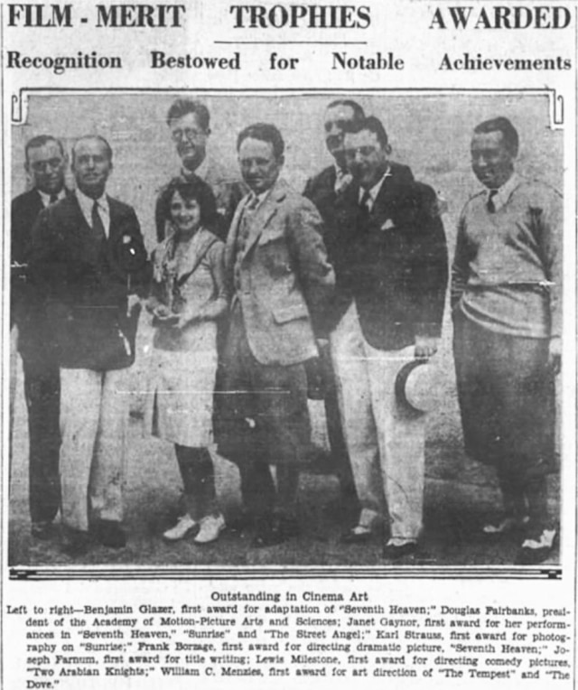 Notícia sobre a 1ª cerimônia do Oscar, publicada na capa do L.A. Times de 17 de maio de 1929. Clique aqui para ver a página. Foto: Reprodução