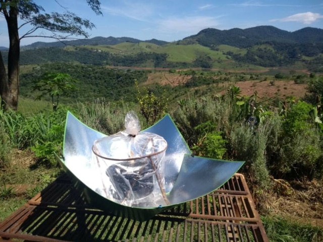 Neide Rigo/Estadão Forno solar: chance de cozinhar usando energia limpa e inesgotável