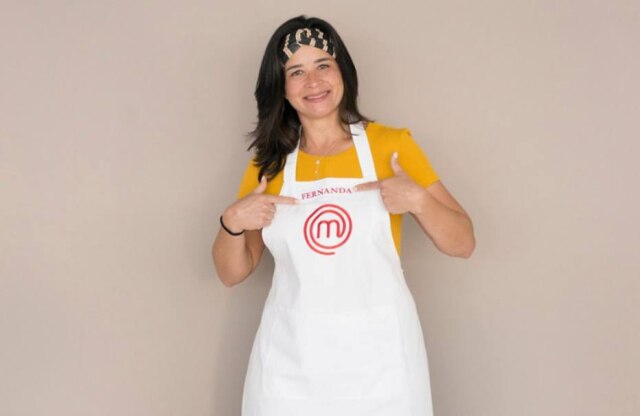 Carlos Reinis / Band / Divulgação Com 36 anos de idade, Fernanda é formada em direito e jogadora de tênis. Treina em casa cozinhando com cronômetro.