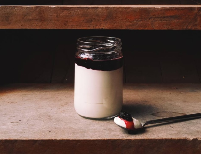 Peèle Lemos Iogurte da Lano Alto é feito com leite e fermento e incrementado com calda fermentada.