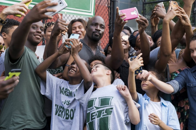 David Lee/Netflix A Netflix divulgou o trailer da segunda temporada de 'Luke Cage' e anunciou que a série volta na plataforma de streaming em 22 de junho