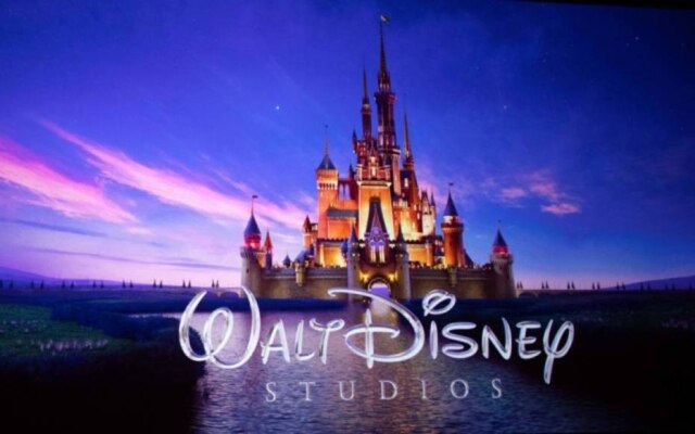 Valerie Macon/AFP Serviço Disney + vai disputar mercado com Netflix, HBO, Amazon e Apple