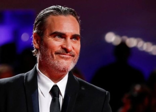 REUTERS/Mario Anzuoni Joaquin Phoenix posa para a pré-apresentação do filme 'Coringa' no festival de Toronto, no Canadá.
