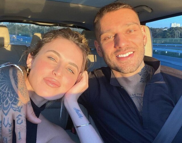 Instagram/@lorenacarvalhod O cantor Lucas Lucco e a modelo Lorena Carvalho.