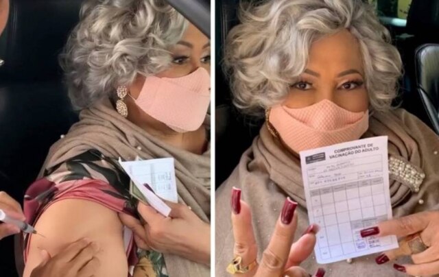 Instagram/ @alcionemarrom Alcione sendo imunizada contra o coronavírus