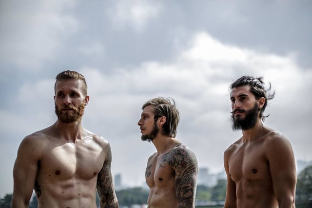 Renato Marchi e Gabriel Itye Os publicitários Felipe Petroni, Cahuê Costa e Marcio Bento: trocando a balada pelo esporte