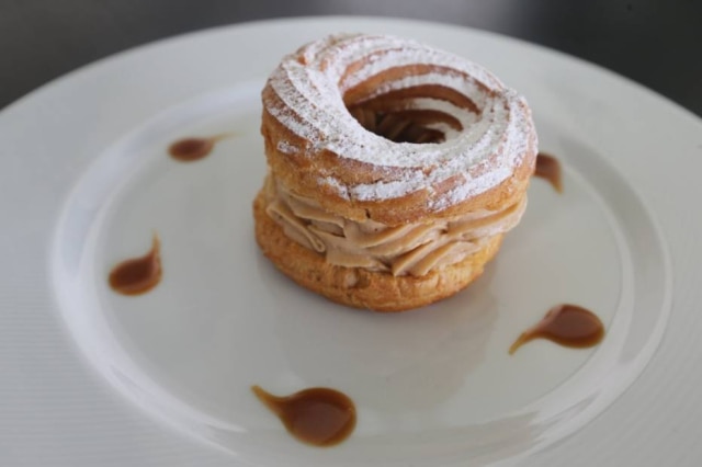 Nilton Fukuda|Estadão As sobremesas francesas como o Paris Brest, são pedidas certeiras