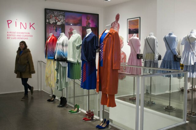 Agnes Dherbeys/The New York Times O interior da boutique Colette, fundada em 1997