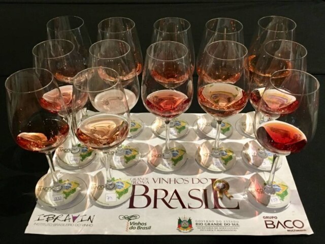 Grande Prova de Vinhos Recorde. Na edição deste ano foram inscritas 827 amostras de 125 vinícolas brasileiras