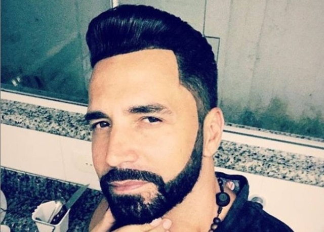 Instagram/@latino O cantor Latino.