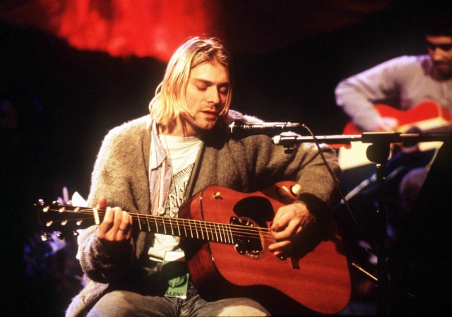 Frank Micelotta/MTV/The New York Times Apresentação de Kurt Cobain na MTV.