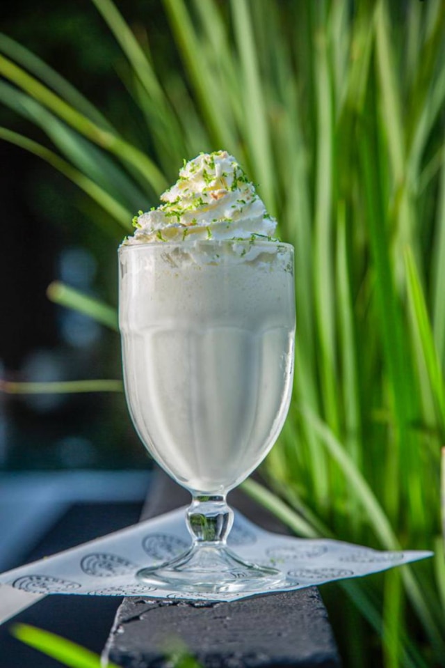 Mario Rodrigues Milk-shake lemon pie do Frank & Charles