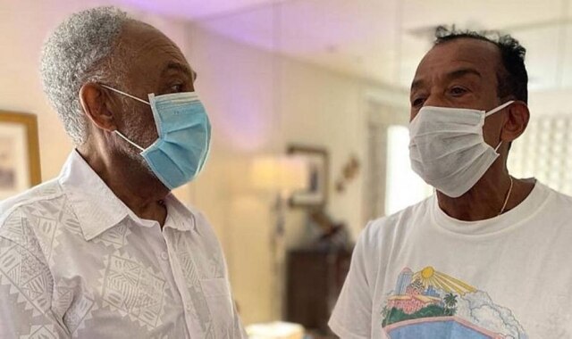 Instagram/@gilbertogil Jorge Ben Jor fez uma visita ao amigo Gilberto Gil na tarde deste domingo, 13.