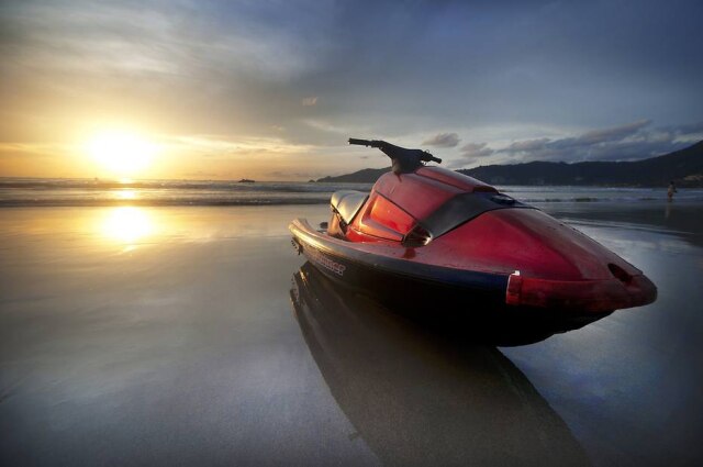 Pixabay/vivekdchugh Um norte-americano recuperou seu jet ski quase seis anos depois do veículo ter sido levado pelo furacão Sandy