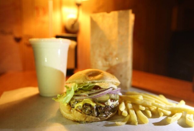 Alex Silva|Estadão As batatas fritas parecem demais com as do McDonalds.