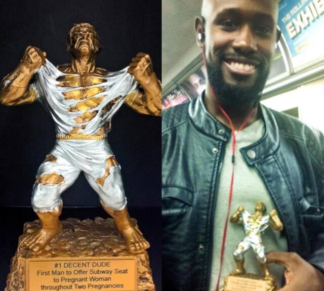 https://instagram.com/helloyvonnelin/ Ricky Barksdale e seu troféu de 'cara decente'.