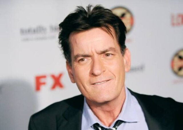 Gus Ruelas/Reuters Em 2010, Sheen foi considerado o ator mais bem pago da televisão.