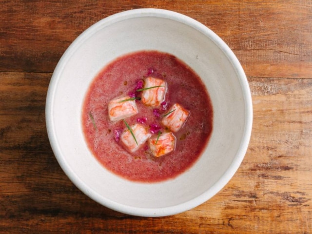 Roberto Seba|Estadão Receita de gaspacho de jabuticaba com lagostim