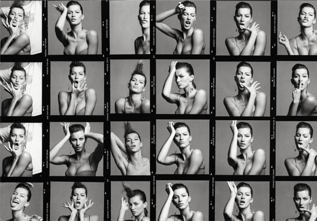 Craig McDean/Art & Commerce, via TASCHEN Negativos do livro "Gisele Bündchen", que tem 546 páginas com fotos da modelo