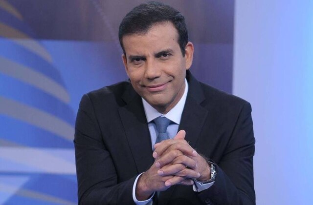 Facebook / @williancorreaoficial O jornalista Willian Corrêa, em seus tempos de TV Cultura