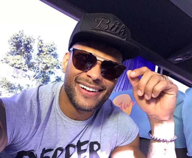 Instagram/ @tonysallescantor Tony Salles, cantor do Parangolé