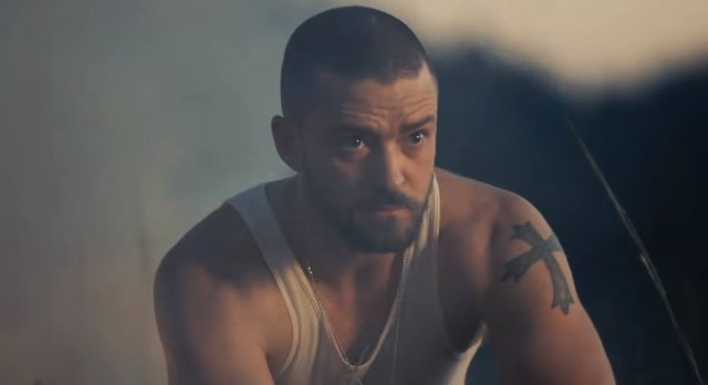 Youtube/@JustinTimberlake Justin Timberlake visitou vítima de tiroteiro durante a passagem de sua turnê, 'Man of the Woods', pelo Texas.