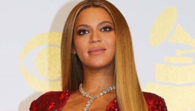 Mike Blake/Reuters Beyoncé parece ter um vidente entre seus dançarinos