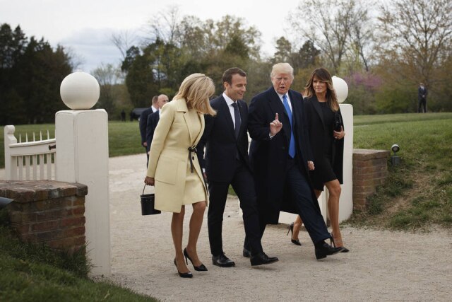 Tom Brenner/The New York Times Brigitte Macron de Louis Vuitton e Melania de Givenchy