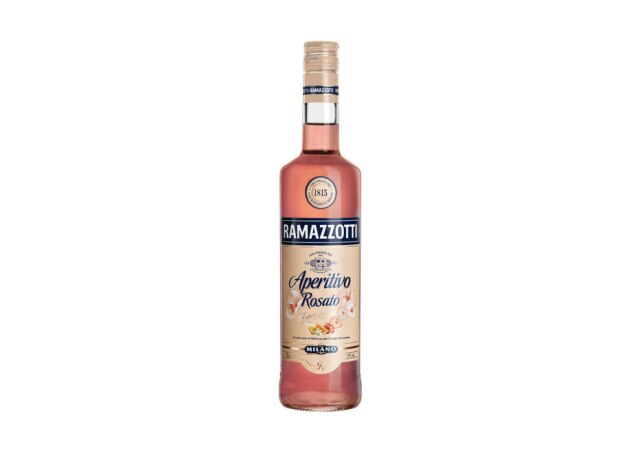 Ramazzoti Amaro italiano Ramazzotti, em sua versão Rosatto
