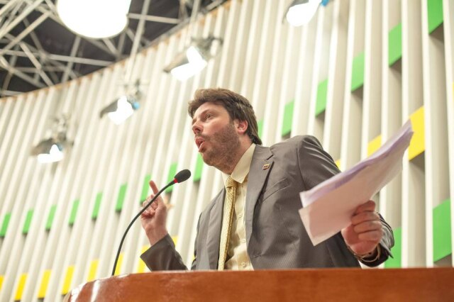 FX / 'Politicamente Incorreto' / Divulgação Danilo Gentili em cena da série 'Politicamente Incorreto'.