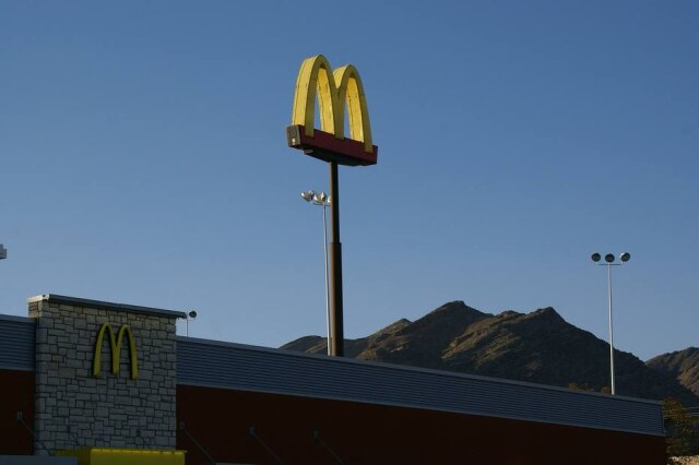 Pixabay Há um McDonald's que faz parte das propriedades da coroa britânica.