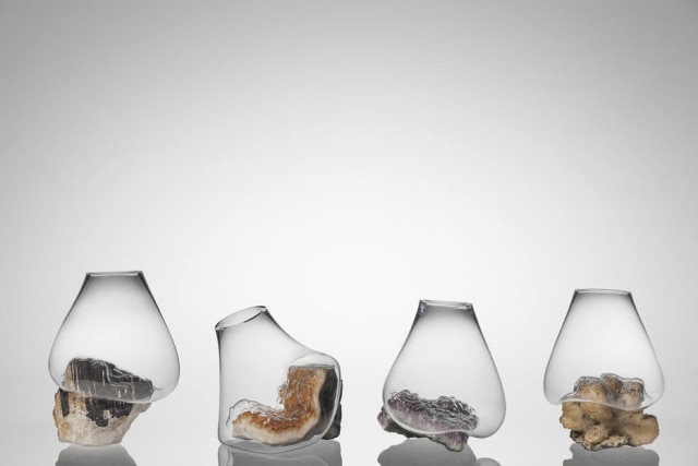 Vasos de Carol Gay, um dos destaques da mostra paralela que acontece no Salão Satélite e aborda o design na América Latina e na África