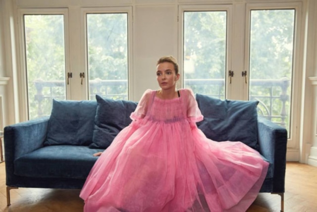 BBC America Villanelle, vivida por Jodie Comer, é a protagonista da série