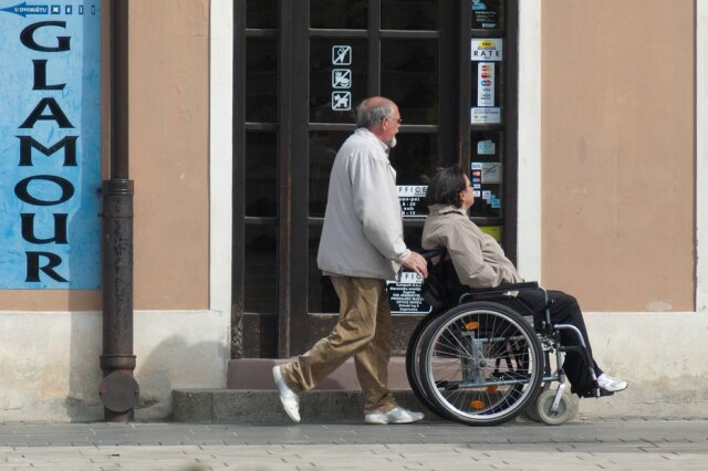 zstupar / Pixabay Mulher foi diagnosticada com câncer terminal e vendeu seus pertences para pagar o funeral, mas descobriu depois que a notícia não era verdadeira.