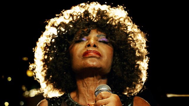 It Filmes A cantora Elza Soares, de 91 anos.