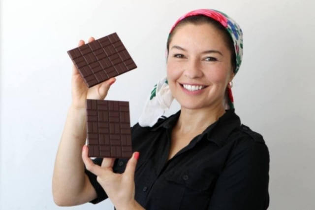 Felipe Rau|Estadão A chocolateira Arcélia Gallardo, da Mission Chocolates, em sua casa, em São Paulo