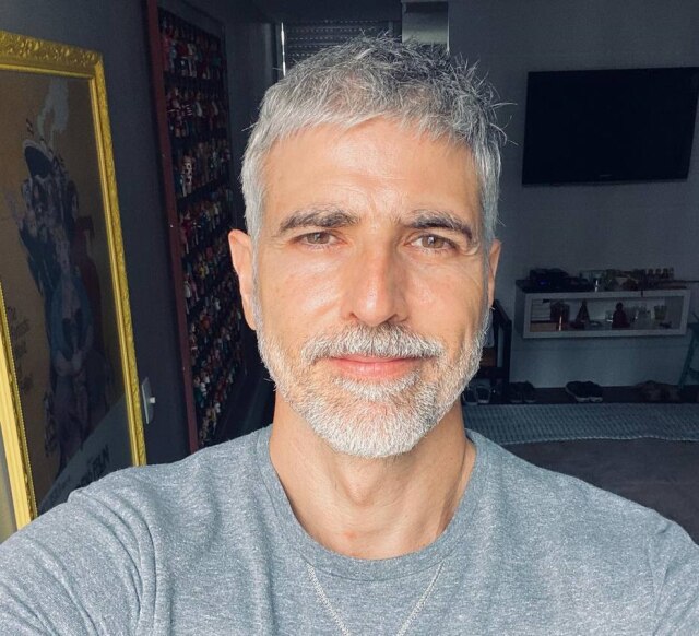 Instagram/@reynaldogianecchini O ator Reynaldo Gianecchini fez críticas à geração atual que tem grande interesse por assuntos como fama repentina e dinheiro rápido.