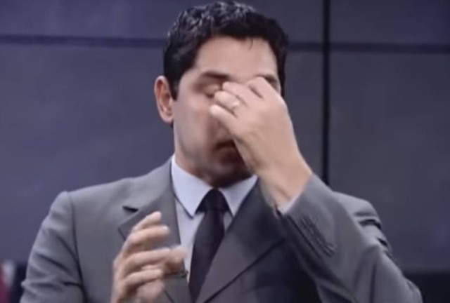 Reprodução de 'Aprendiz - O Retorno' (2013) / Record TV | YouTube / @Aprendiz O Retorno Evandro Banzato se emociona após ser demitido em 'O Aprendiz'.
